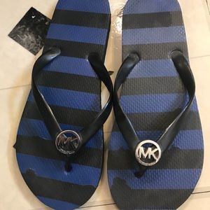 🍍Michael kors flip flops